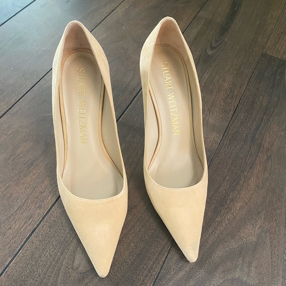 Stuart Weitzman Women’s Stuart Pumps - Picture 4 of 5